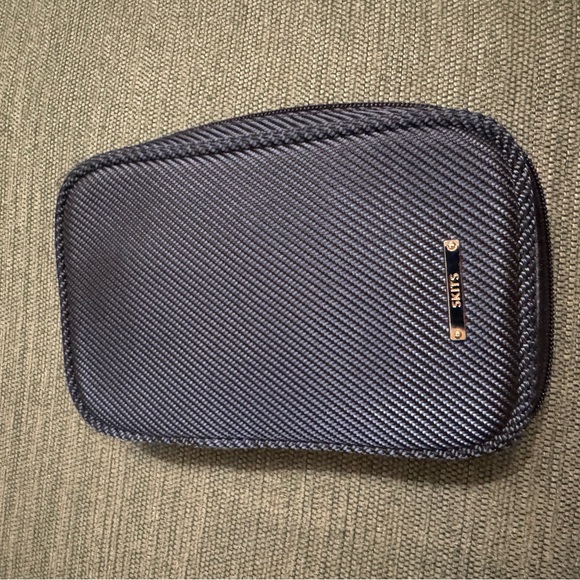 SKITS Electronics Organizer Case - Black - Picture 2 of 4